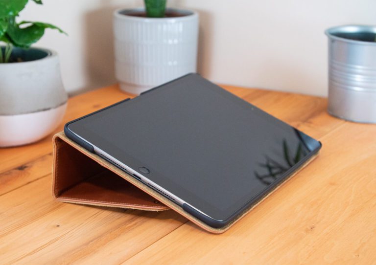iPad 10.2 Leather Case Stand Function